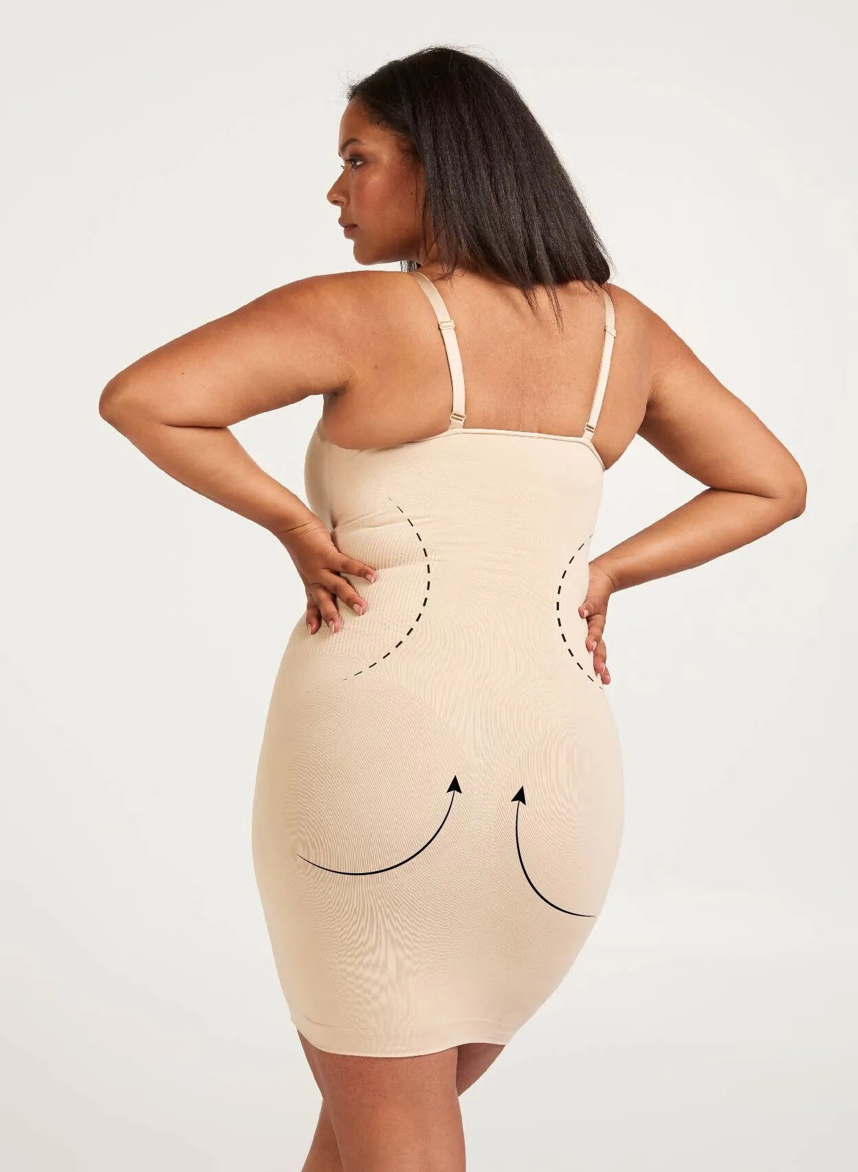 Shapewear Kleid mit breiten Trägern.