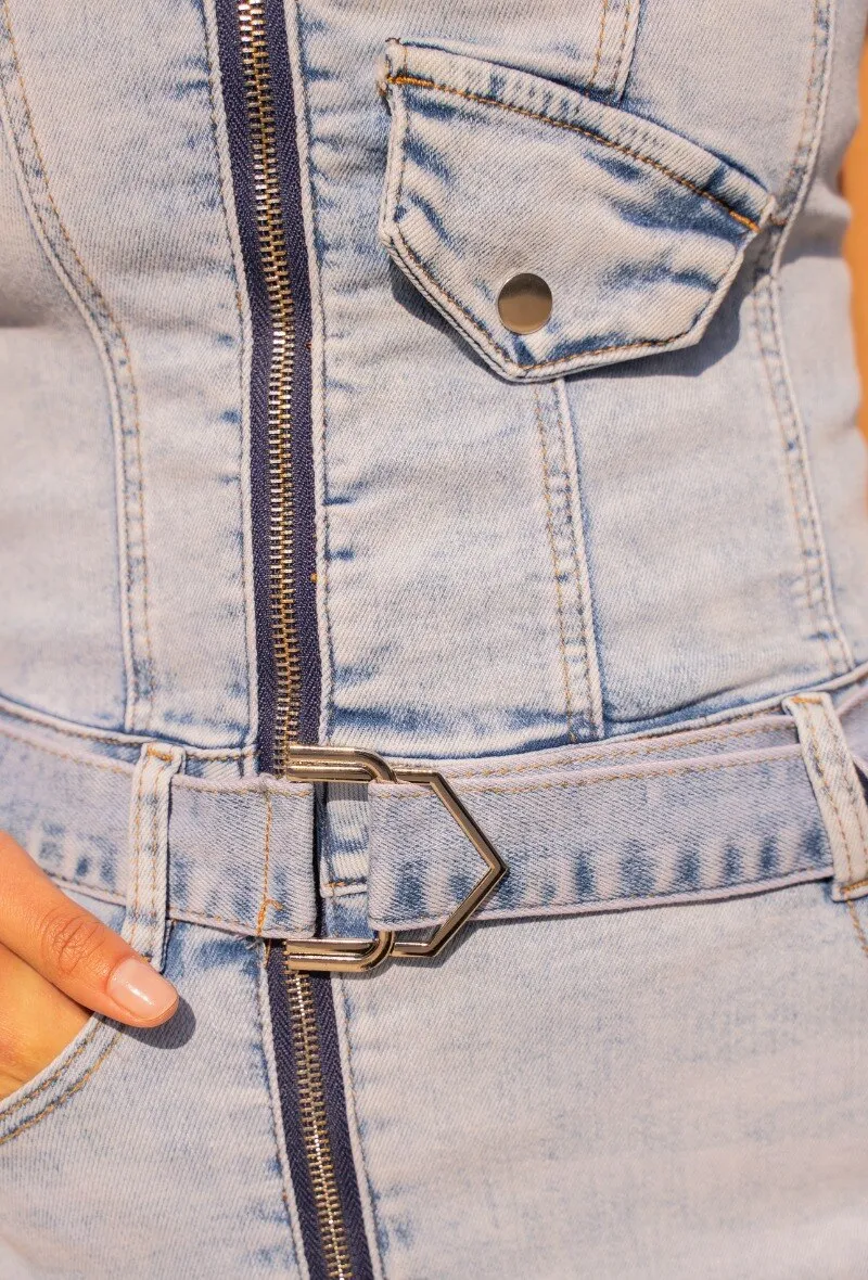 Stretch-Jeanskleid in Midilänge